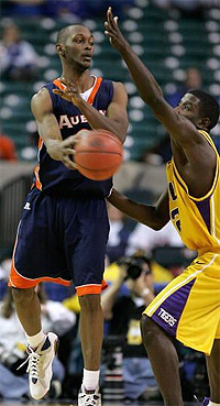 Quinnel Brown. Kuva © Streeter Lecka/Getty Images (http://www.jamd.com/image/g/52467752).